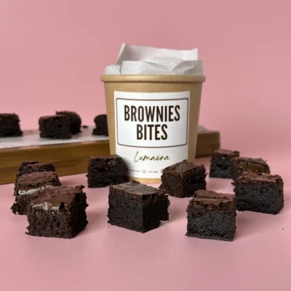 Lumaena Brownies Bites, potongan brownies fudgy gluten free dengan cup kemasan 12oz
